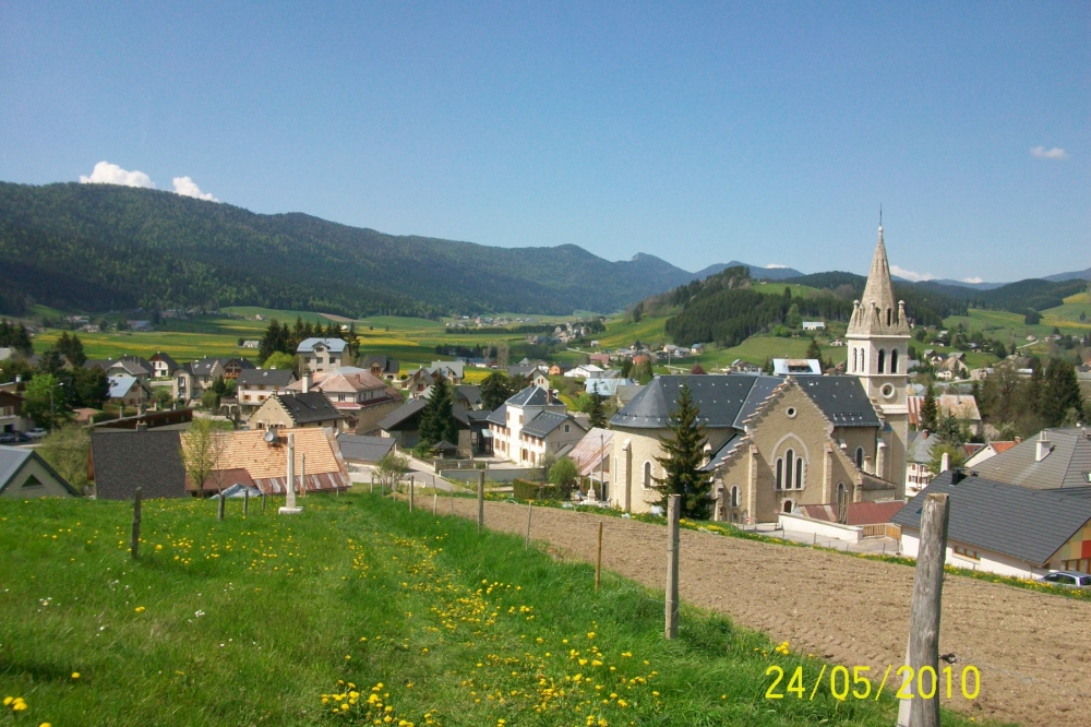 le village, à 300 ms du gite